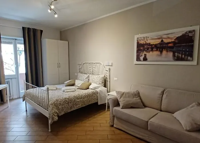 Residenza Romana Vaticana *